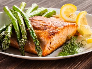 salmon and asparagus dinner